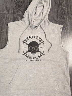 Barbells And Ponytails Pullover Sleeveless Hoodie "Skulls" Sweatshirt Sz M NEW